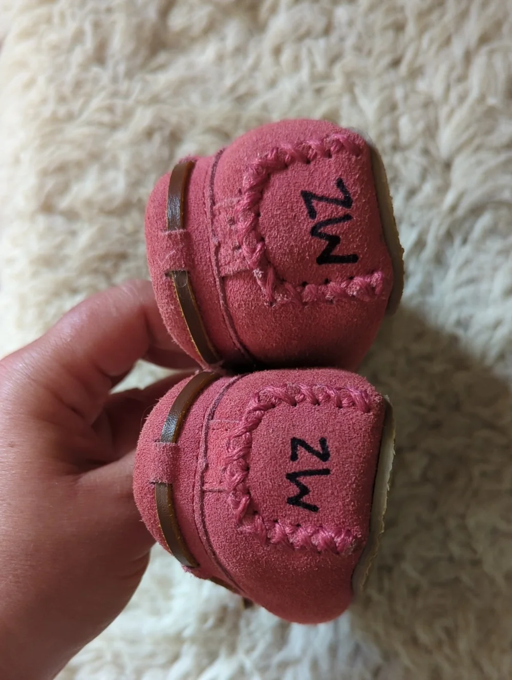 Minnetonka Slippers For Toddler, Pink, Little Kid Size 10